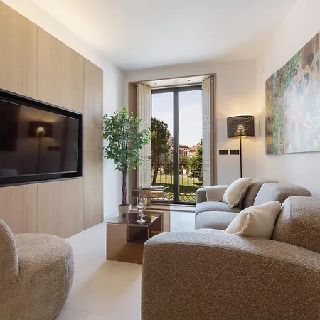 Genteel Solanilla Apartment